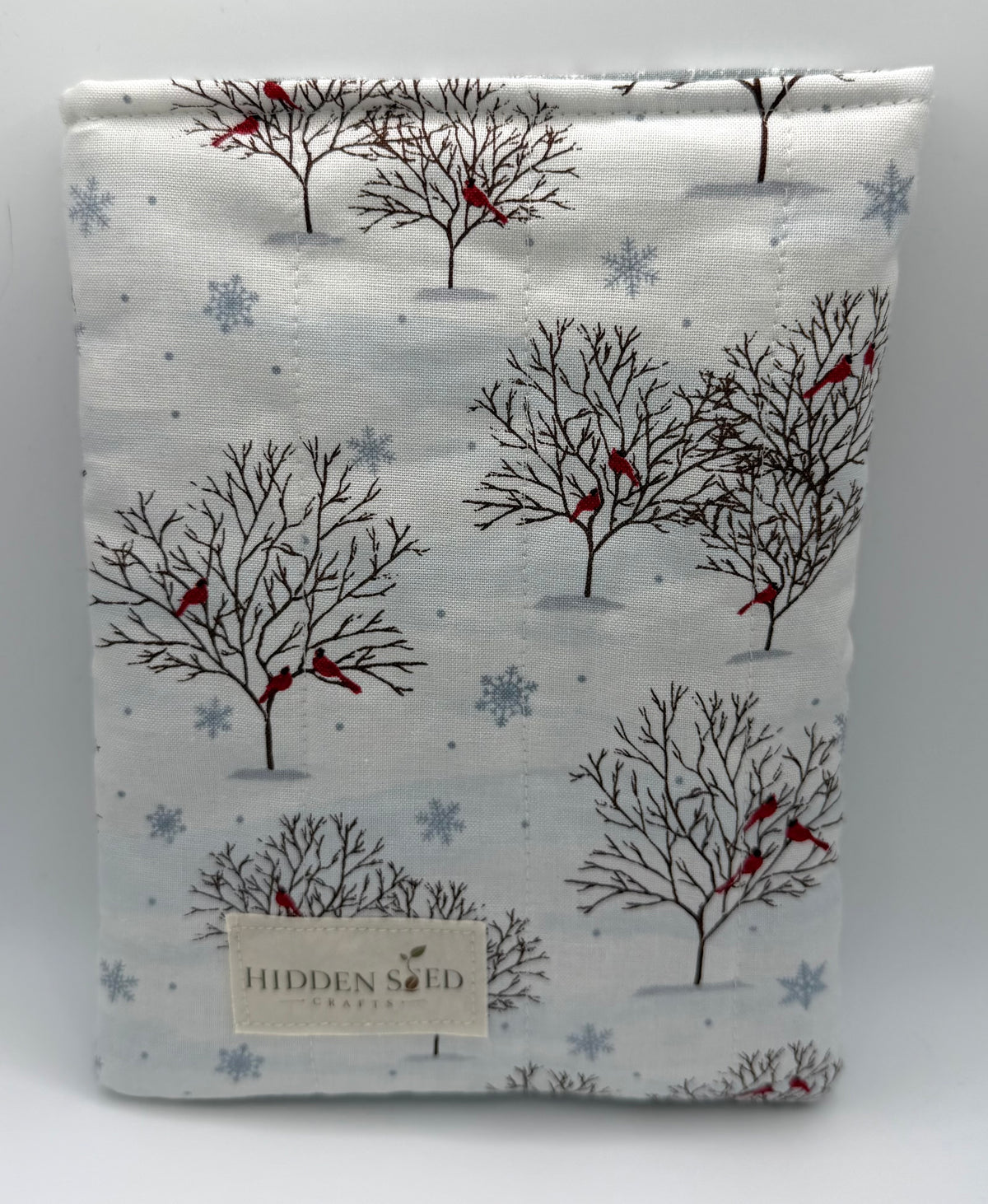 Quilted Kindle Sleeve - Winter Cardinals