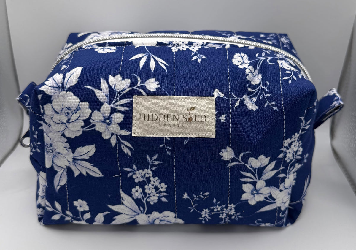 Quilted Boxy Pouch - Midnight Blossoms