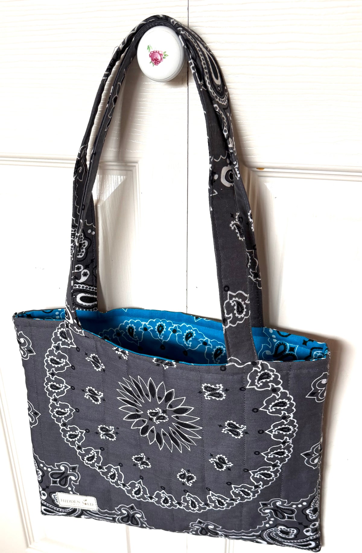 Quilted Everyday Tote - Charcoal Bandana