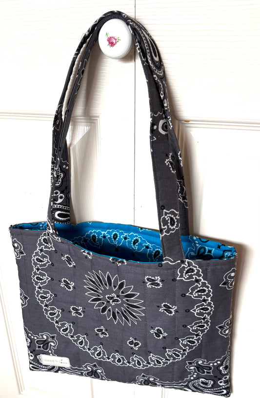 Quilted Everyday Tote - Charcoal Bandana